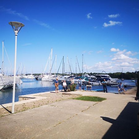 Lovely Apartment Near The Beach With A Sea View Poreč Rum bild